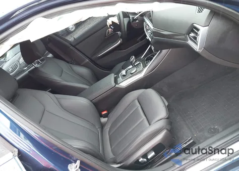 2021 BMW 330I xDrive z USA, uszkodzony, nr VIN 3MW5R7J04M8B97542